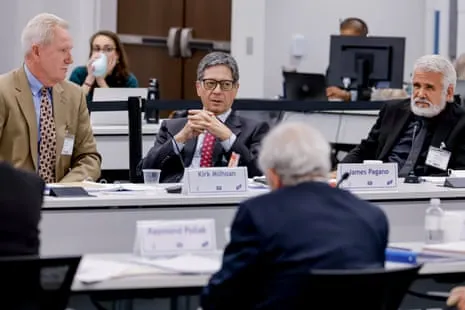 RFK Jr’s Immunization Advisers Eliminate Doctor’s Note Need for Coronavirus Shot, Emphasizing Individual Decision