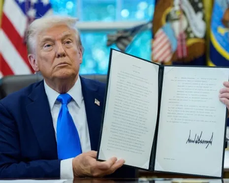 Trump Signs Proclamation Introducing Annual $100,000 Fee on H-1B Visas